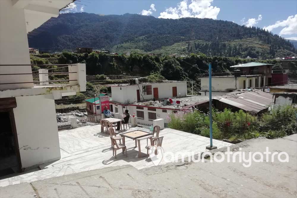 low budget hotel in Yamunotri
